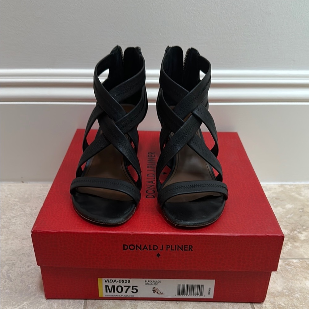 Donald J. Pliner Women's Black Patent Leather Sandals, Size 7.5M